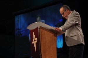 Teacher, apologist, guest speaker in Latin America and the United States.